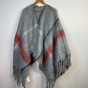 Tag Wool Blend Gray Red Black Plaid Fuzzy Soft Fringed Poncho Sweater Wrap New